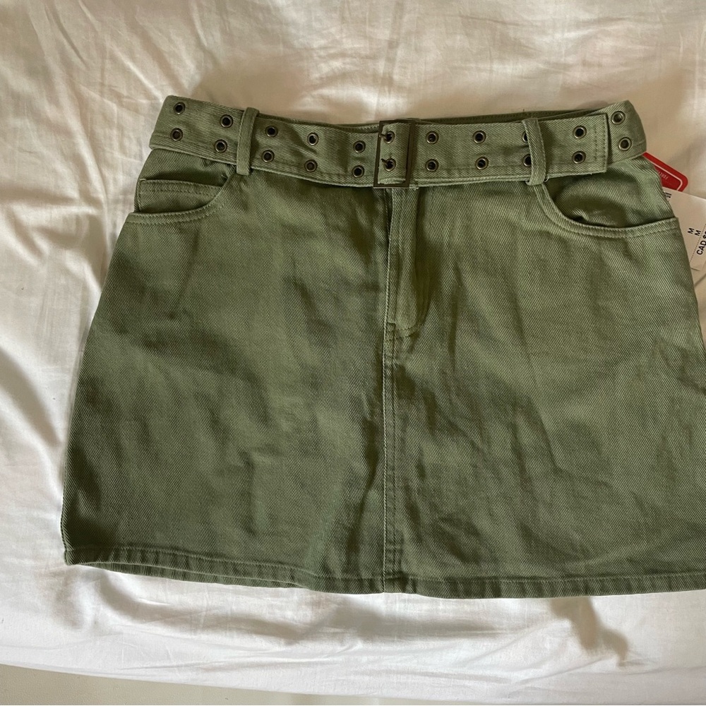 NWT Forever 21 Cargo Green Denim Mini Skirt with Built in Belt